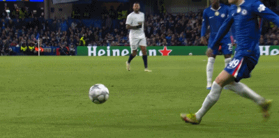 开云体育-半场：切尔西0-0帕福斯，恩佐进球被吹，凯塞多、詹姆斯造险