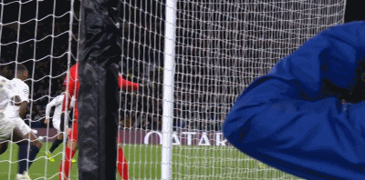 开云体育-半场：切尔西0-0帕福斯，恩佐进球被吹，凯塞多、詹姆斯造险