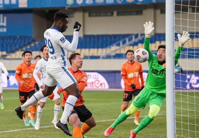 kaiyun.com-【中超】奥斯卡张祥硕破门 沧州雄狮2比0胜十人武汉