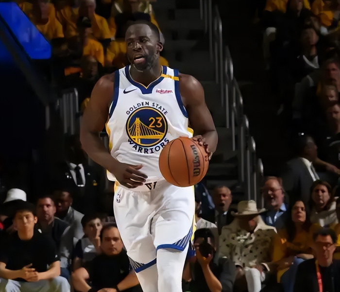 开云体育官网-勇士加时124-130惜败公牛 球员评价：3人优秀，2人及格，6人低迷|德雷蒙德·格林|加时赛|芝加哥公牛队|金州勇士队|艾尔-霍福德_新浪体育_新浪新闻