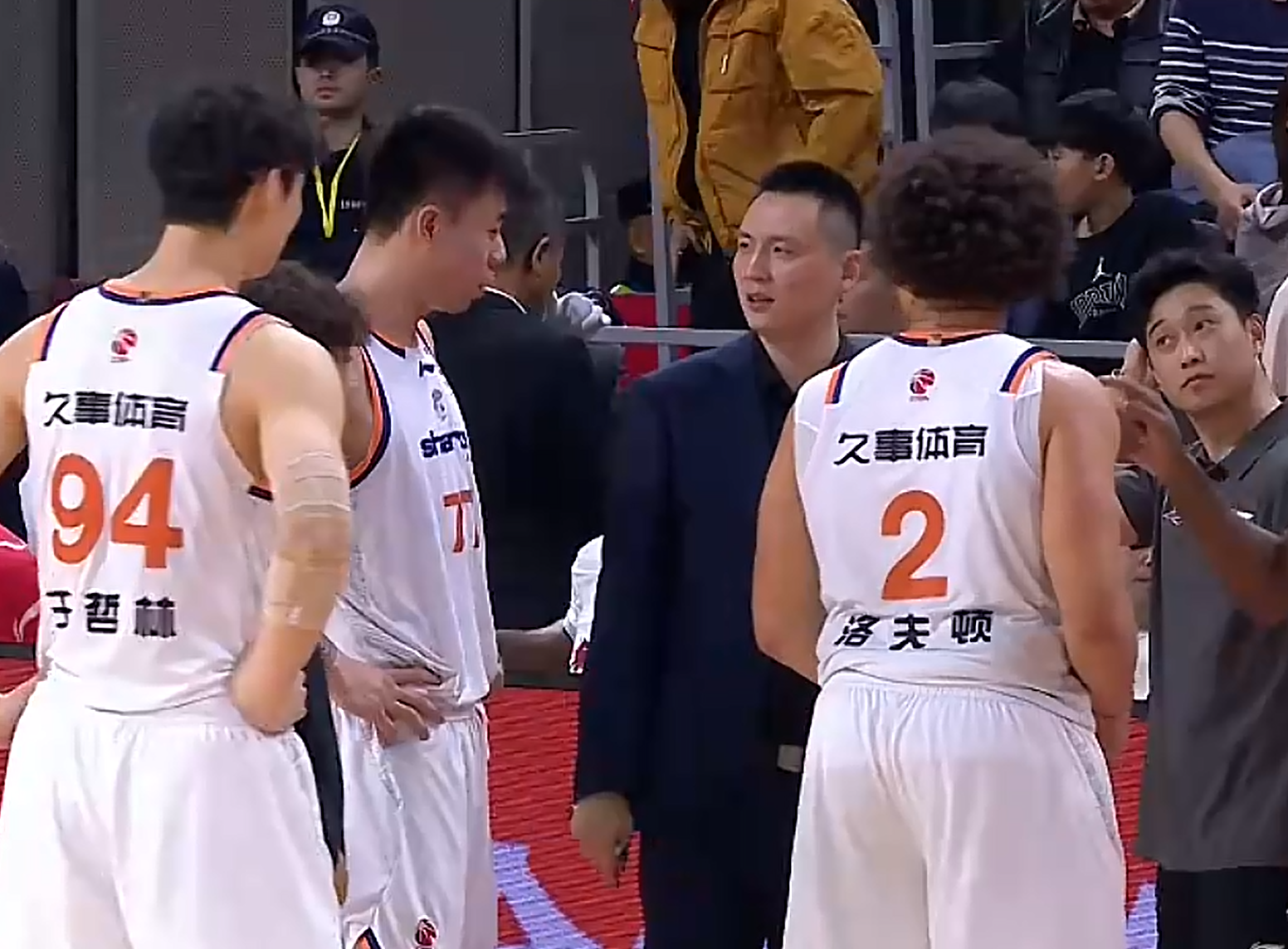 开云-输给上海10分！揪出3个“混子”，坑惨了广东队