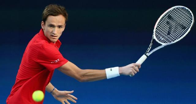 1612588410577054514.png 开云体育官网-梅德维德夫再胜兹维列夫 延续不败金身冲击澳网?