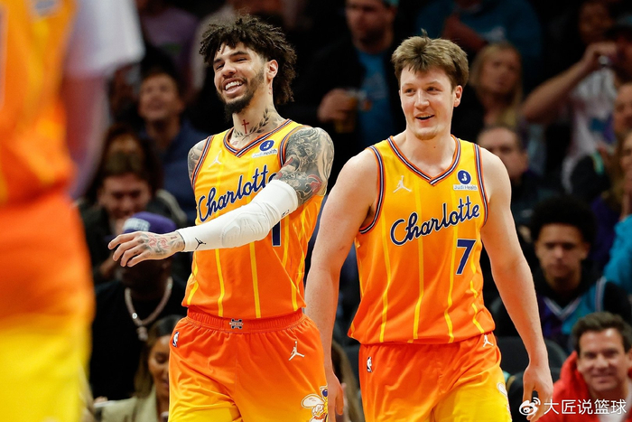 开云体育官网-新版“水花兄弟”，4号秀破尘封80年神纪录！三球5场狂扔73次三分|克努佩尔|NBA|黄蜂|常规赛|夏洛特黄蜂队_新浪体育_新浪新闻